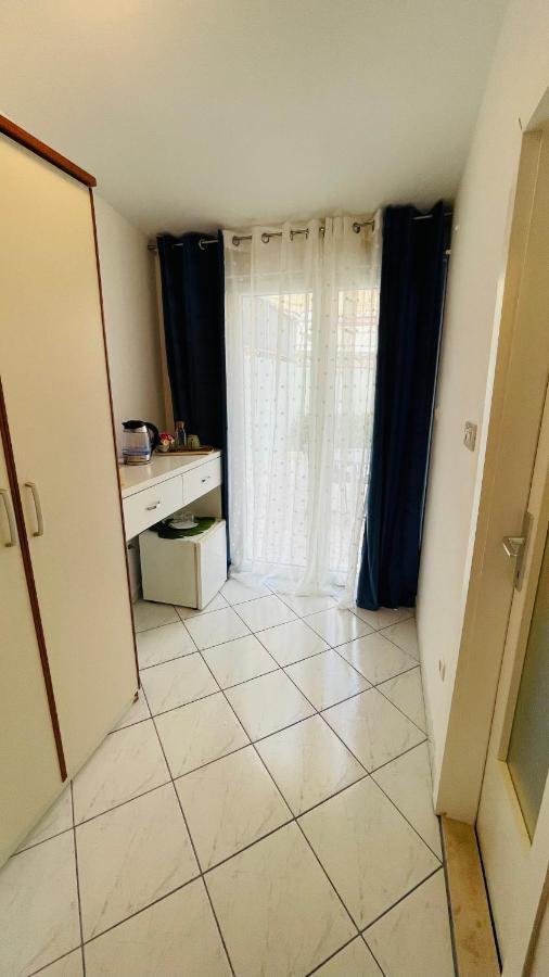 Apartmens And Rooms Madunic V Spalato Esterno foto