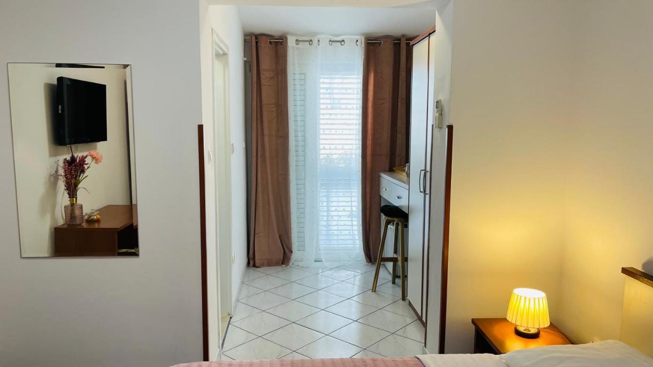Apartmens And Rooms Madunic V Spalato Esterno foto