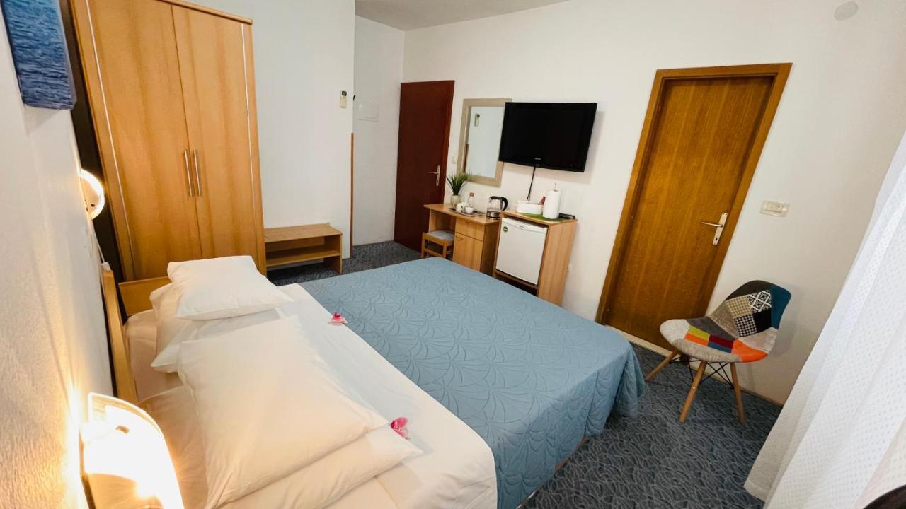 Apartmens And Rooms Madunic V Spalato Esterno foto